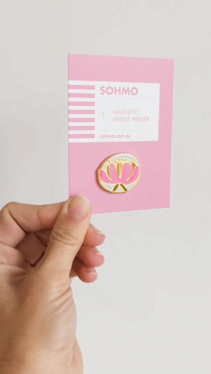 SOHMO Peony Needle Minder